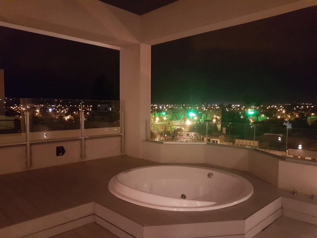 Apartamento Reyes Catolicos Salta Kültér fotó